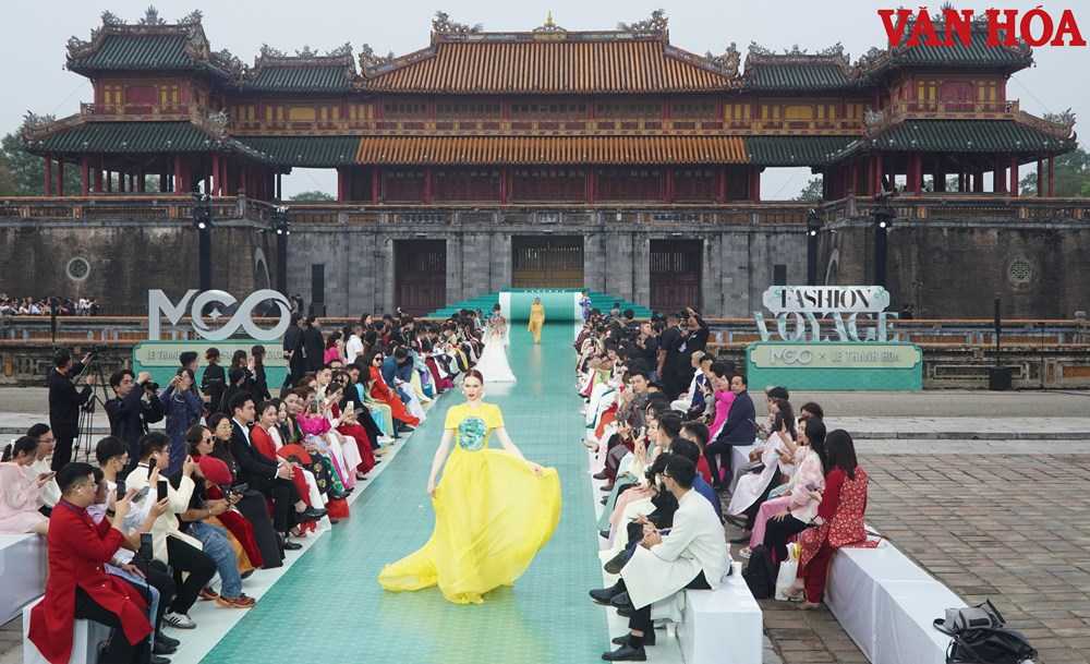 Hơn 70 người đẹp đến từ các quốc gia hội tụ tại Huế trong Miss Cosmo 2025